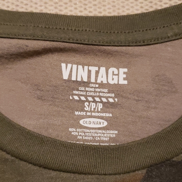 Old Navy Small Camo Shirt. - Picture 3 of 4